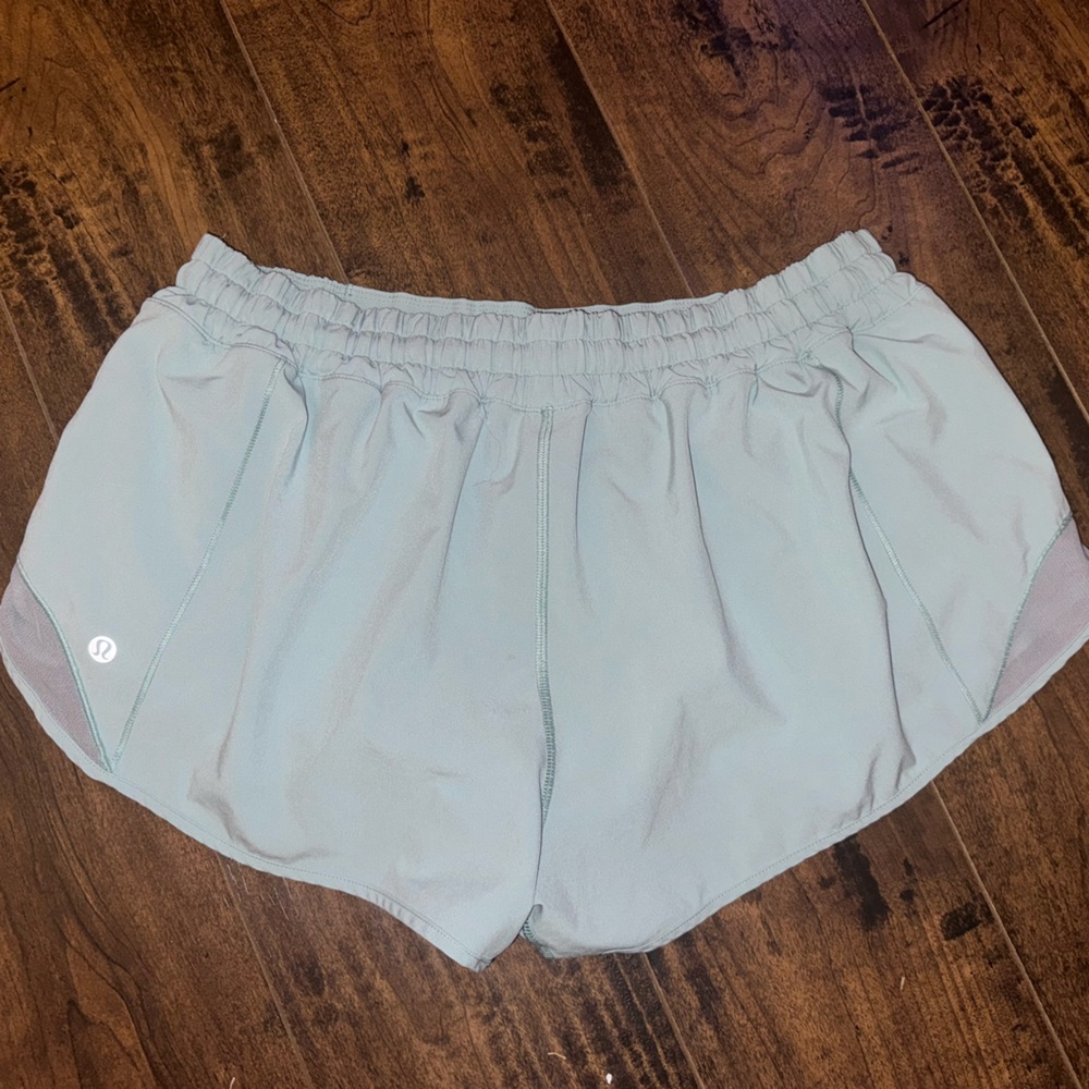 lululemon 2.5 in shorts